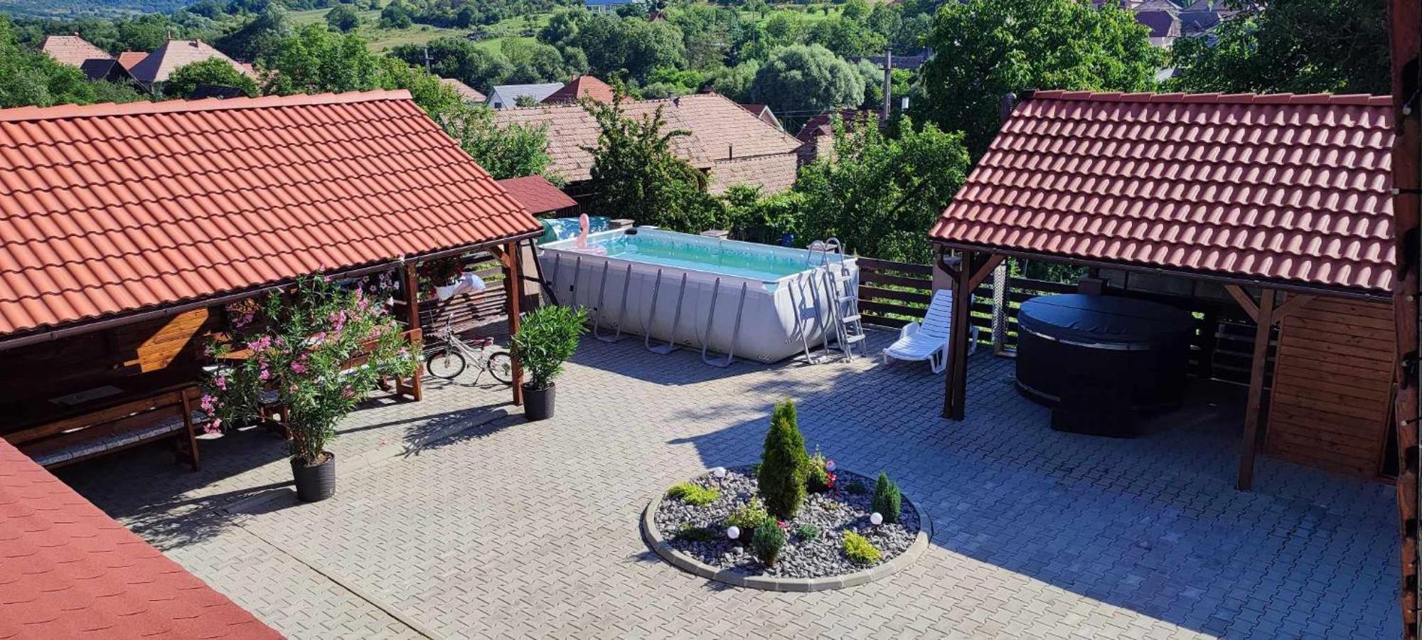 Farkaslaki Panorama Vendeghaz Otel Lupeni  Dış mekan fotoğraf